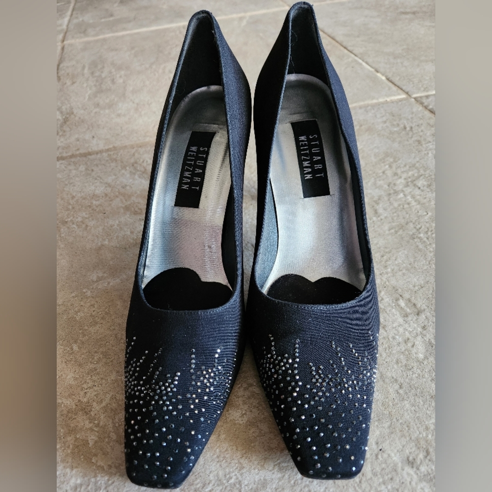 Stuart Weitzman 👠 Crystal Embellished Black Fabric Shoes Size 10 EUC $19